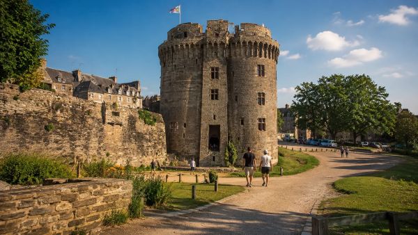Que faire à Dinan : un guide des meilleures activités